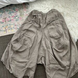 Free People/Magnolia Pearl Linen Pants!! Sooo cute & Comfy! M/L